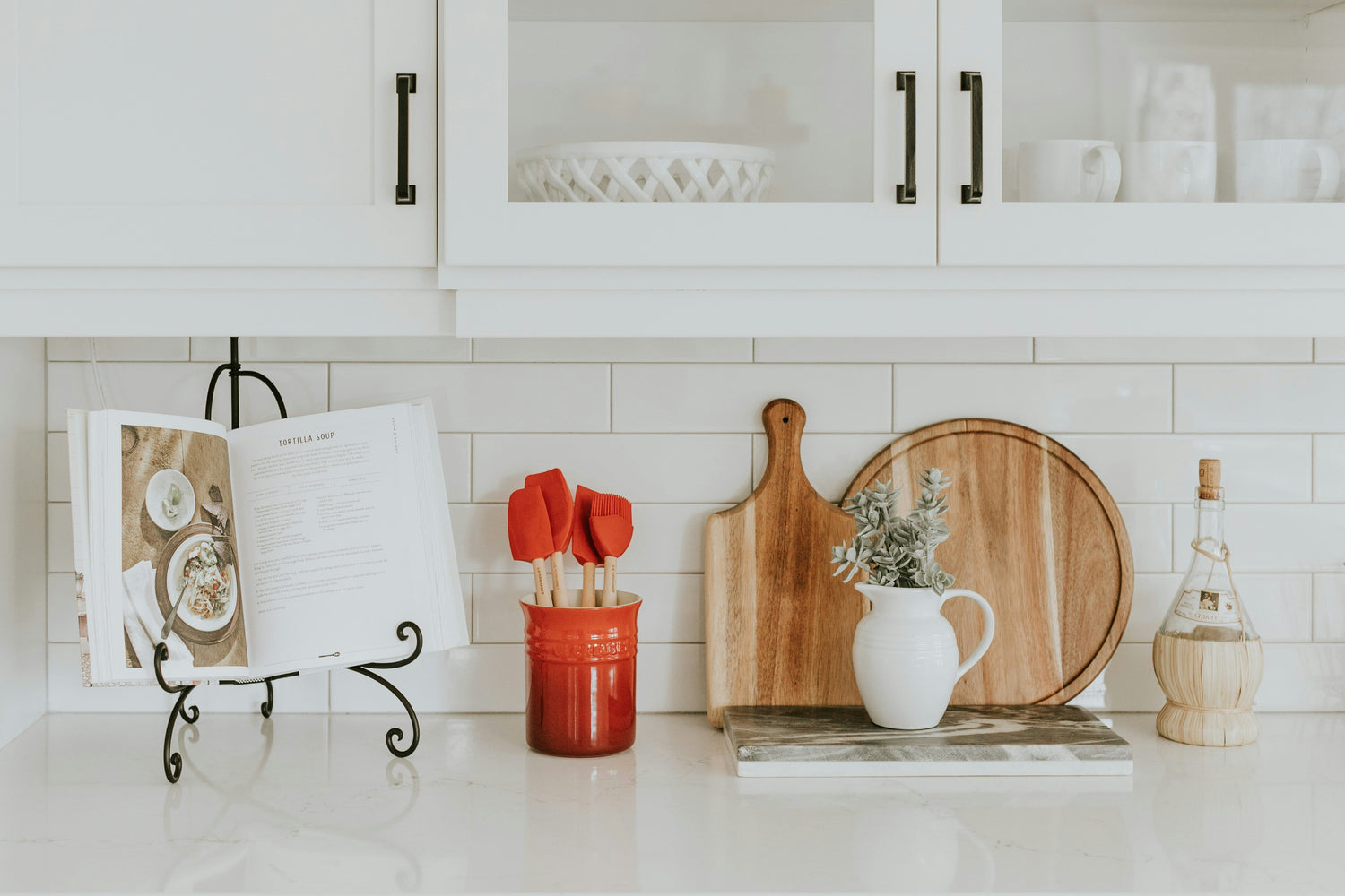 Best selling kitchen essentials and popular cooking accessories in a modern kitchen setup